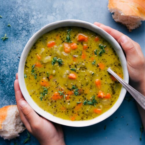 https://www.chelseasmessyapron.com/wp-content/uploads/2021/10/Vegetarian-Split-Pea-Soup-2-500x500.jpeg