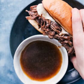 French Dip Sandwich (Crockpot)