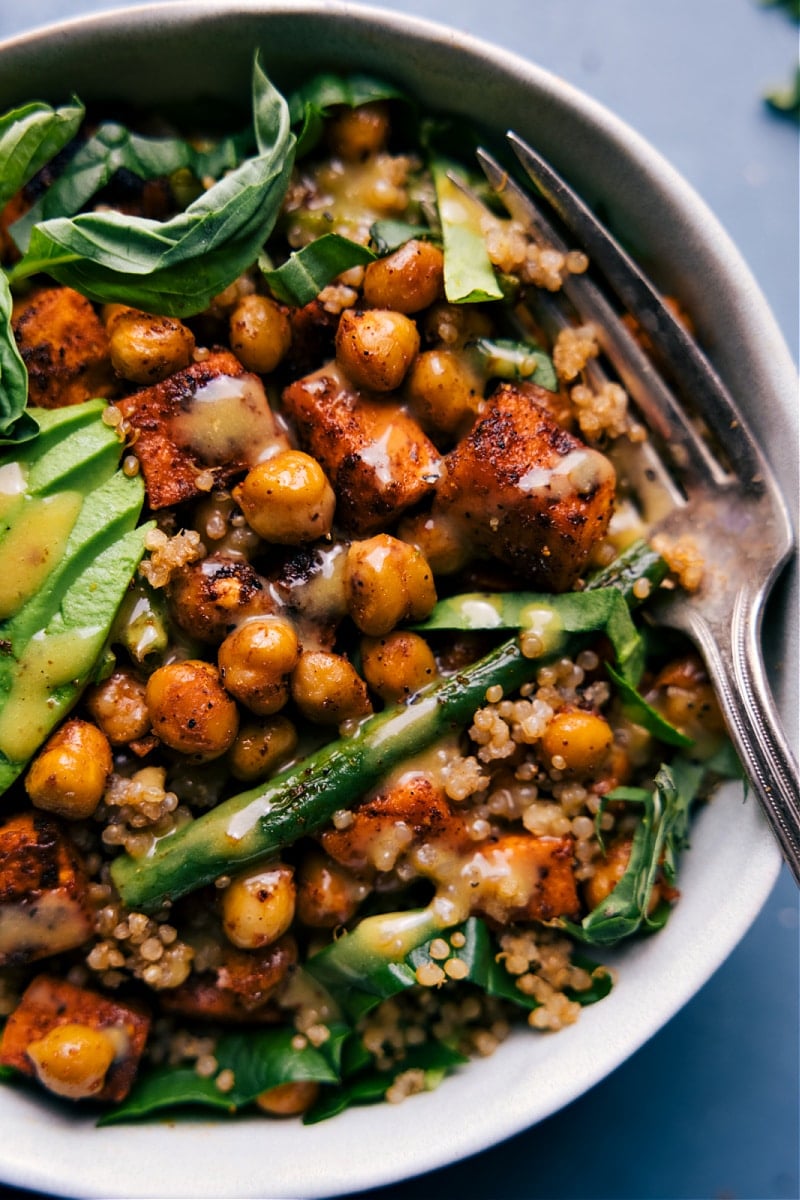 Up-close overhead image of the Nourish Bowls