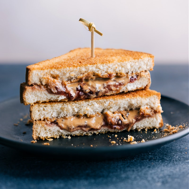 Image of the Air Fryer Sandwich on a plate, ready to be enjoyed