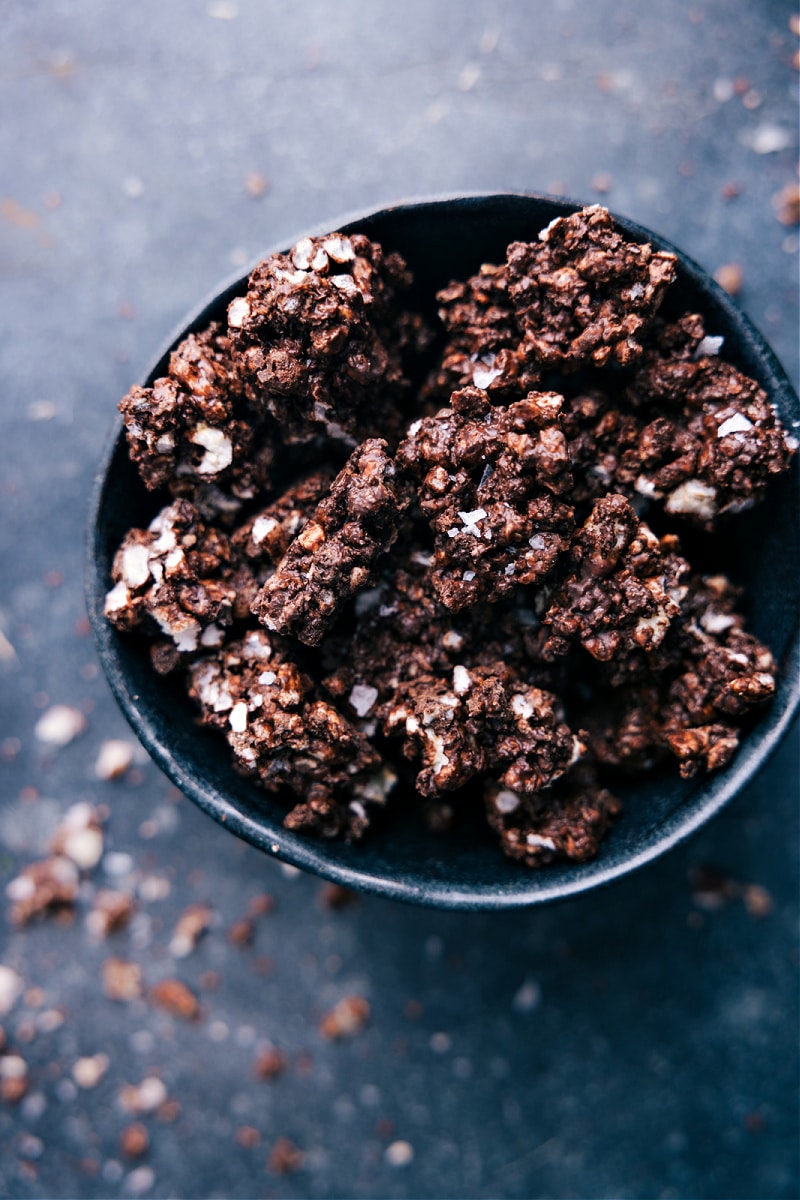 A bowl of Healthy Crunch Bars