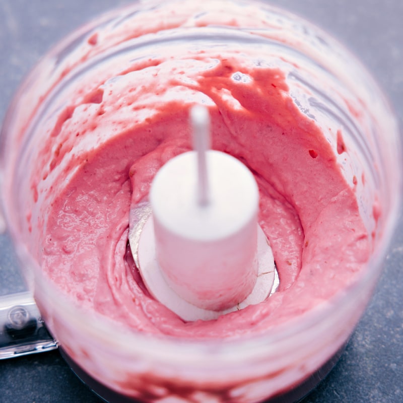 Image of the blended mixture of Frozen Yogurt