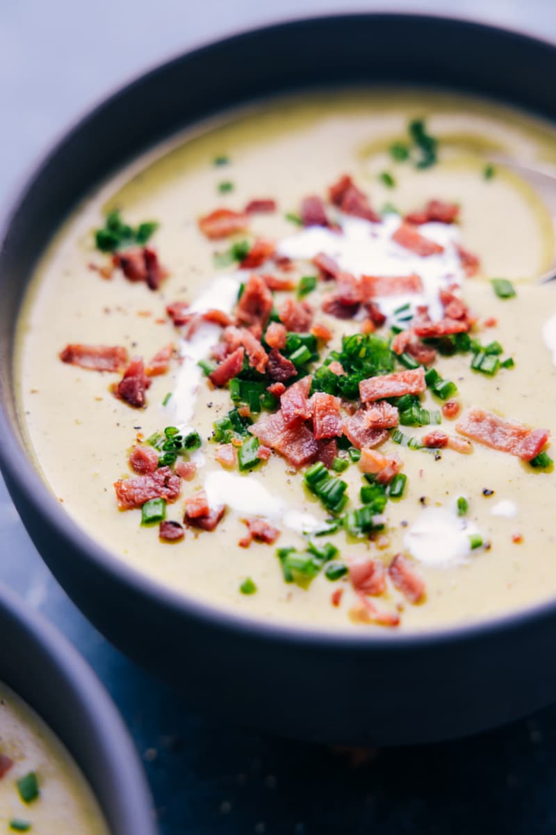 Image of Broccoli Soup ready to be enjoyed