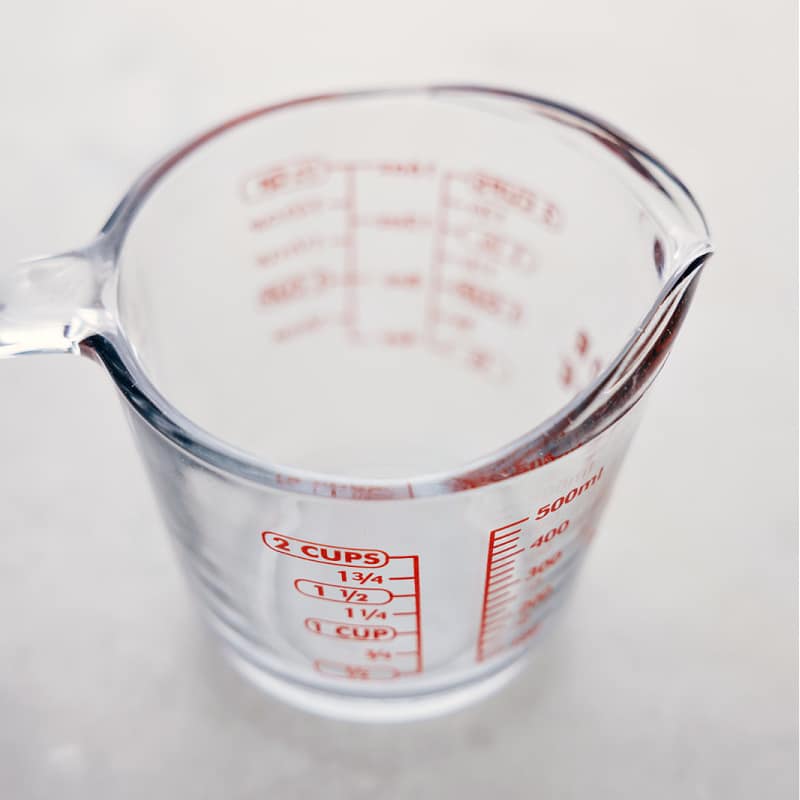 Image of a liquid measuring cup for this free kitchen conversion kit