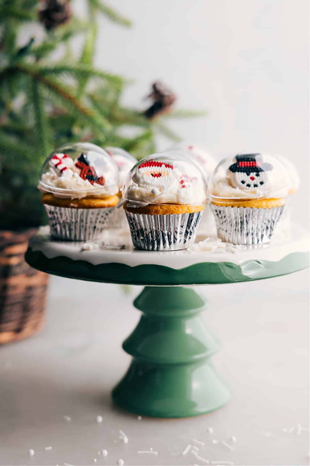 Edible Snowflake Sprinkles Party Favors Cupcake 8 Ounces