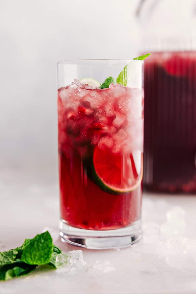 Refreshing Christmas Punch