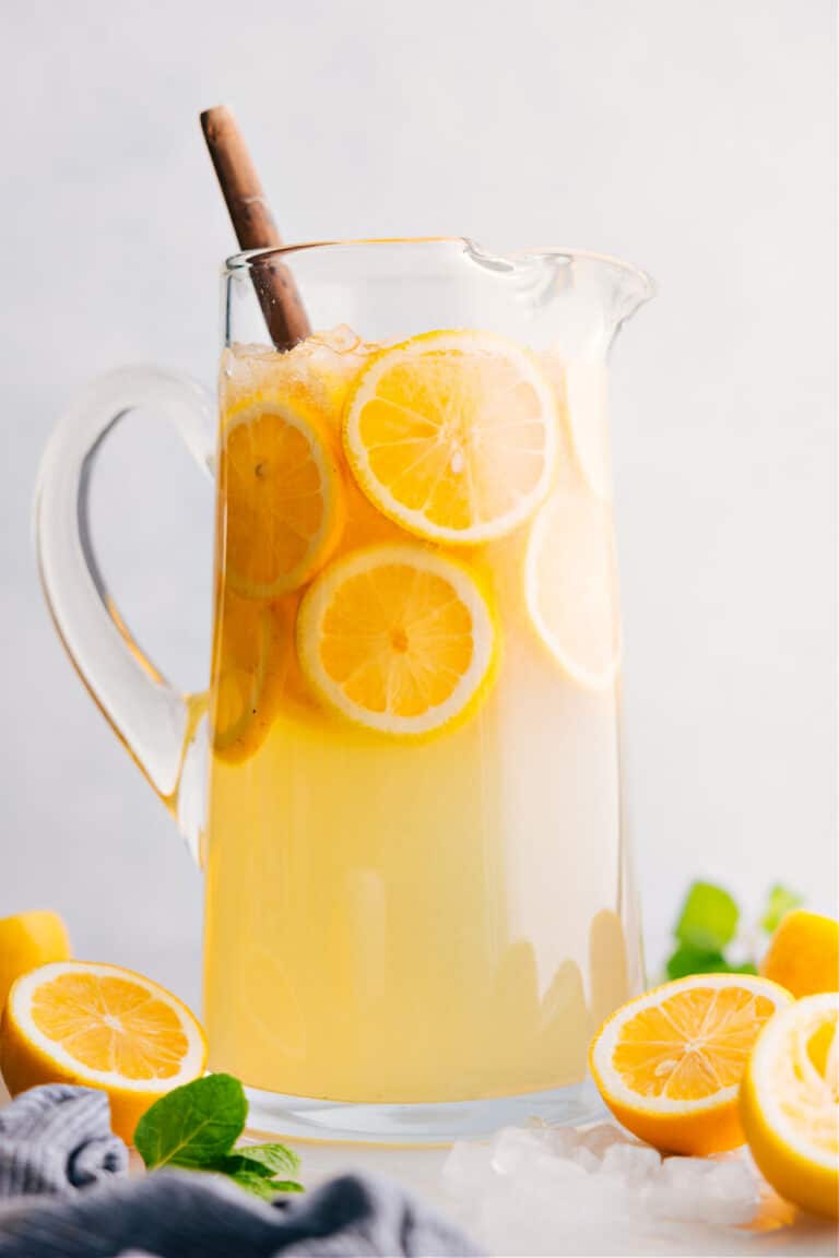 Homemade Chick fil A Style Lemonade